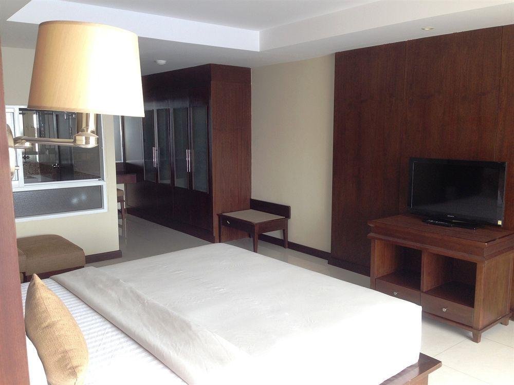 August Suites Pattaya Eksteriør billede